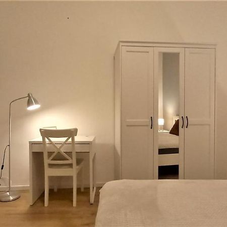 شقة بودابست  في Quiet And Private Studio In The Center المظهر الخارجي الصورة