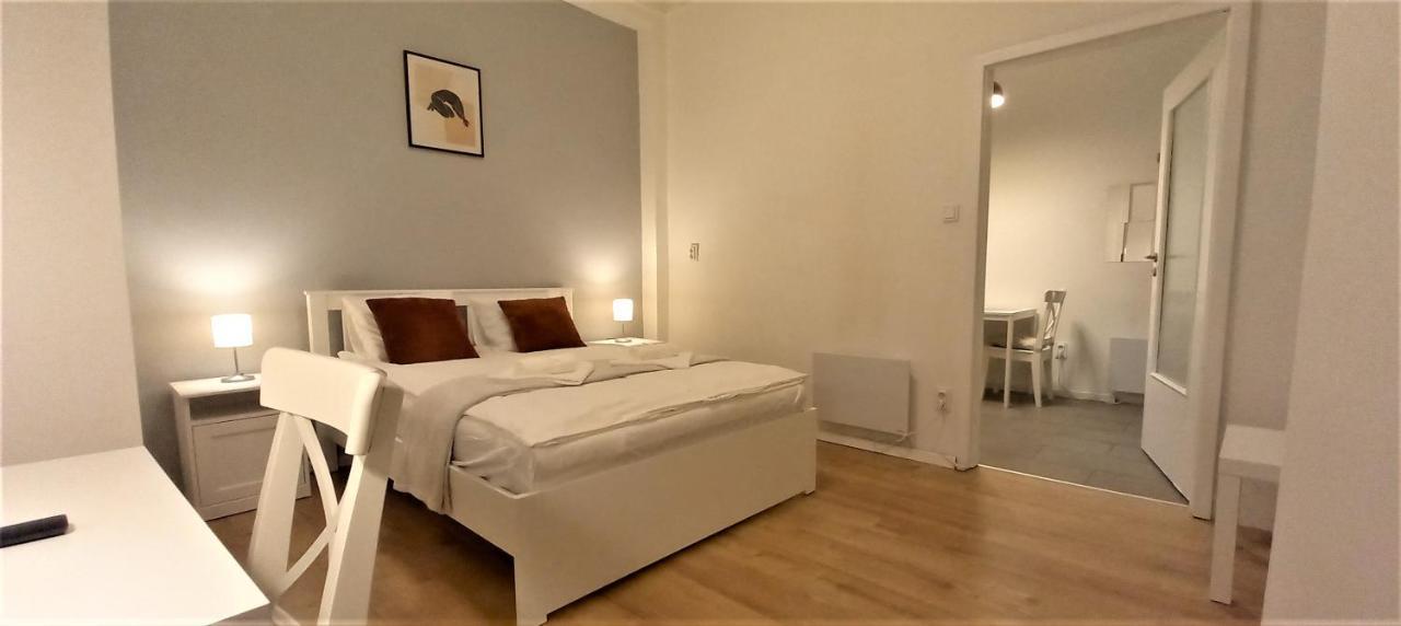 شقة بودابست  في Quiet And Private Studio In The Center المظهر الخارجي الصورة